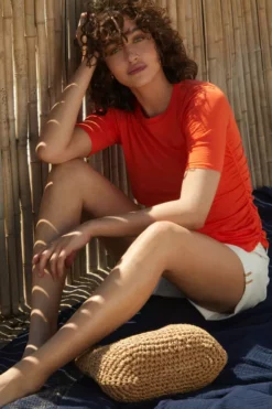 Velvet By Graham & Spencer RACHAEL CREW NECK TEE