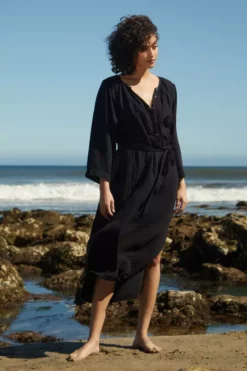 Velvet By Graham & Spencer CHRISTELLE COTTON GAUZE MIDI DRESS