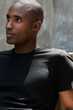 Velvet By Graham & Spencer Mens AMARO CREW NECK SLUB TEE