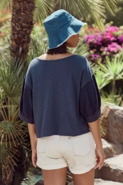 Velvet By Graham & Spencer CLAUDIA PUFF SLEEVE TEE Womens 7 Velvet By Graham & Spencer CLAUDIA PUFF SLEEVE TEE Womens