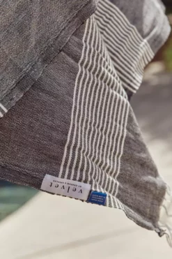 Velvet By Graham & Spencer BEACH THROW Womens