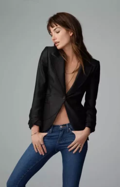 Velvet By Graham & Spencer TONI SKINNY JEAN Womens