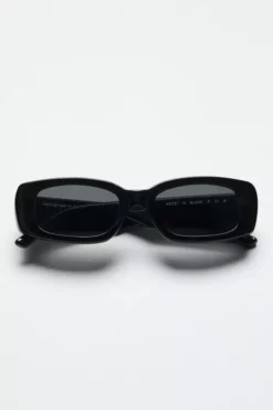 10.2 SUNGLASSES BY CHIMI