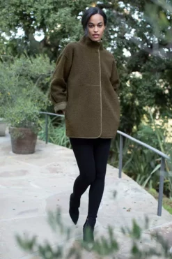 Velvet By Graham & Spencer Womens ALBANY REVERSIBLE LUX SHERPA COAT