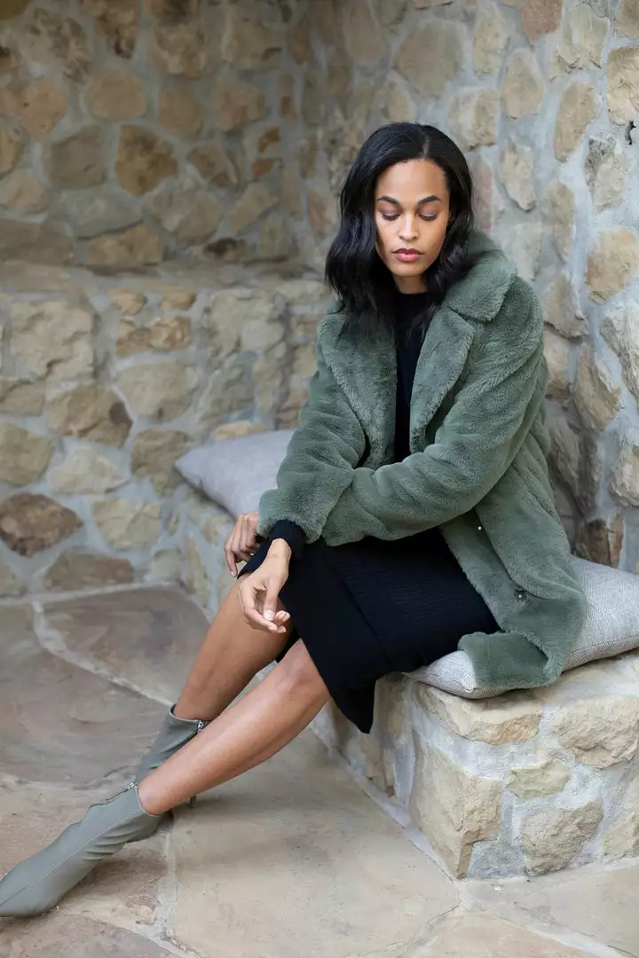 Velvet By Graham & Spencer Womens EVALYN LUX FAUX FUR COAT 10 Velvet By Graham & Spencer Womens EVALYN LUX FAUX FUR COAT