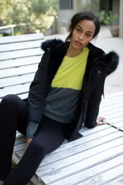 Velvet By Graham & Spencer Womens NORA CASHMERE CREW NECK SWEATER