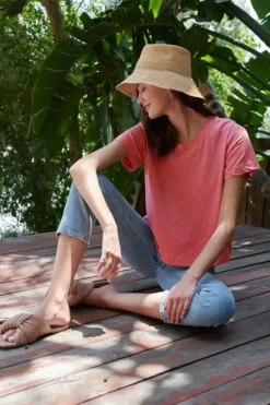 Velvet By Graham & Spencer LULA COTTON SLUB SWING TEE Womens