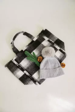 Velvet By Graham & Spencer Womens FRAYED FLANNEL WEEKEND BAG