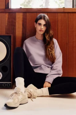 Velvet By Graham & Spencer Womens AIMEE OVERSIZED SWEATSHIRT