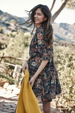 Velvet By Graham & Spencer TORY PRINTED DRESS