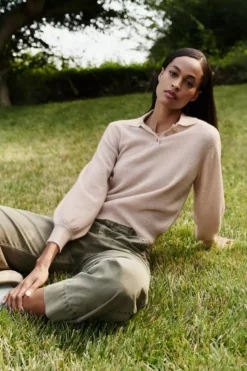 Velvet By Graham & Spencer Womens ASHLEY CASHMERE SWEATER