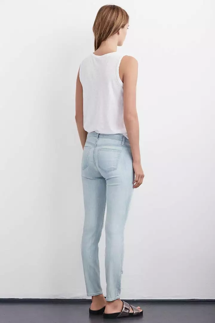 Velvet By Graham & Spencer TONI SKINNY JEAN Womens 6 Velvet By Graham & Spencer TONI SKINNY JEAN Womens