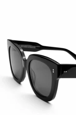 008 By CHIMI EYEWEAR Womens