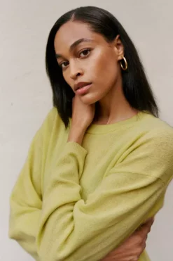 Velvet By Graham & Spencer Womens BRYNNE CASHMERE CREW NECK SWEATER 18 Velvet By Graham & Spencer Womens BRYNNE CASHMERE CREW NECK SWEATER