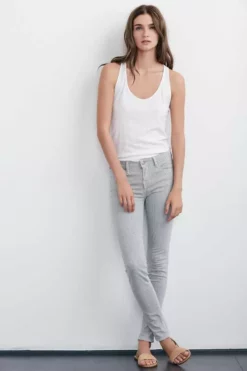 Velvet By Graham & Spencer TONI SKINNY JEAN Womens 33 Velvet By Graham & Spencer TONI SKINNY JEAN Womens