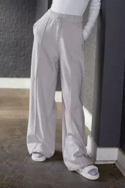 Velvet By Graham & Spencer Womens MARCELLA WIDE LEG PANT