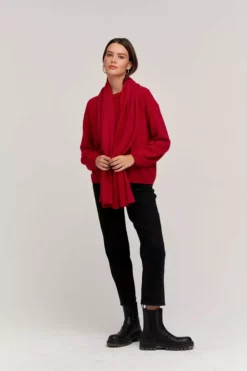 Velvet By Graham & Spencer BRYNNE CASHMERE CREW NECK SWEATER