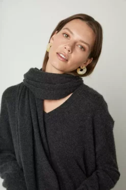 Velvet By Graham & Spencer Womens MEL CASHMERE SCARF 21 Velvet By Graham & Spencer Womens MEL CASHMERE SCARF