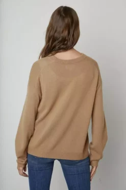 Velvet By Graham & Spencer BRYNNE CASHMERE CREW NECK SWEATER