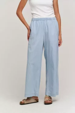 Velvet By Graham & Spencer BROOKLYN CHAMBRAY WIDE LEG PANT Womens 7 Velvet By Graham & Spencer BROOKLYN CHAMBRAY WIDE LEG PANT Womens