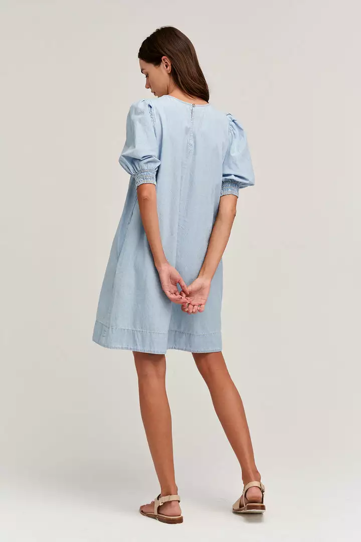 Velvet By Graham & Spencer NAOMI CHAMBRAY SHIFT DRESS 4 Velvet By Graham & Spencer NAOMI CHAMBRAY SHIFT DRESS
