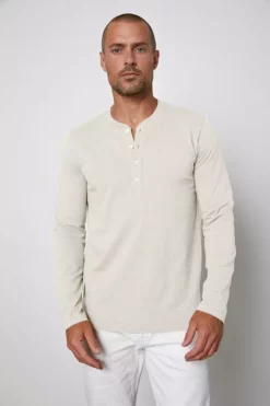 Velvet By Graham & Spencer Mens BRAD HENLEY 12 Velvet By Graham & Spencer Mens BRAD HENLEY