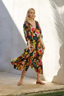 Velvet By Graham & Spencer CHLOE PRINTED MAXI DRESS