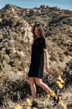 Velvet By Graham & Spencer Womens RYLEIGH CORDUROY DRESS