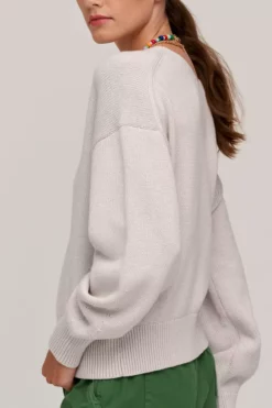 Velvet By Graham & Spencer BELINDA V-NECK SWEATER Womens