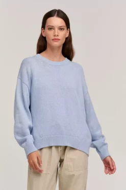 Velvet By Graham & Spencer Womens LAUREN CREW NECK SWEATER