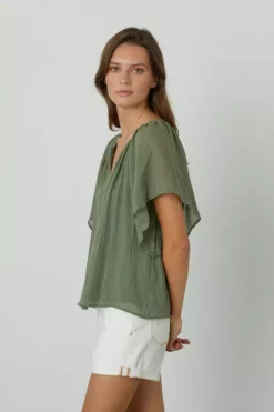 Velvet By Graham & Spencer ASHLYN COTTON GAUZE BLOUSE Womens