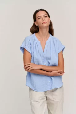 Velvet By Graham & Spencer Womens PAMELA COTTON GAUZE BUTTON-UP TOP