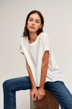 Velvet By Graham & Spencer CORA BOXY TEE