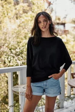 Velvet By Graham & Spencer JOSS DOLMAN SLEEVE TEE Womens 36 Velvet By Graham & Spencer JOSS DOLMAN SLEEVE TEE Womens