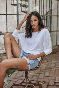 Velvet By Graham & Spencer JOSS DOLMAN SLEEVE TEE Womens 29 Velvet By Graham & Spencer JOSS DOLMAN SLEEVE TEE Womens