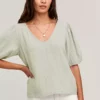 Velvet By Graham & Spencer Womens LOUISA PUFF SLEEVE TOP