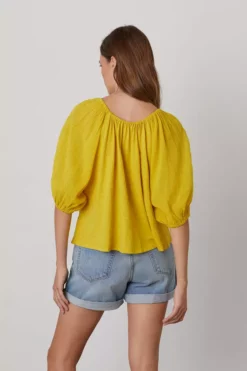 Velvet By Graham & Spencer KATY RAGLAN SLEEVE TOP Womens