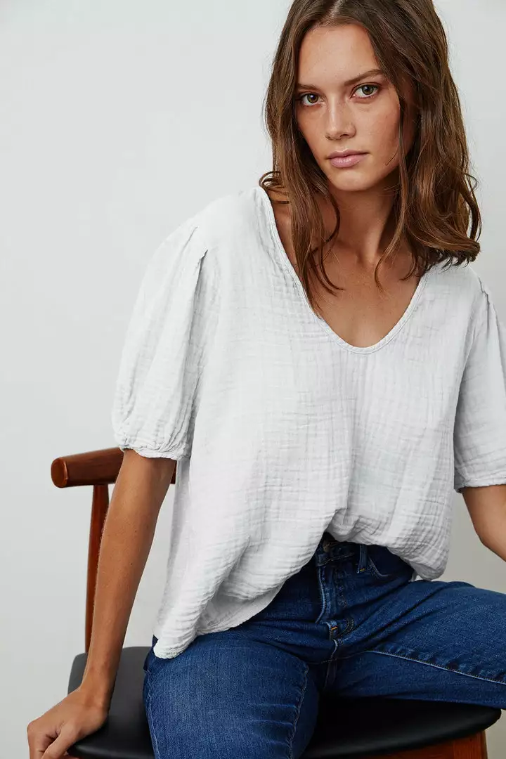 Velvet By Graham & Spencer Womens LOUISA PUFF SLEEVE TOP 4 Velvet By Graham & Spencer Womens LOUISA PUFF SLEEVE TOP