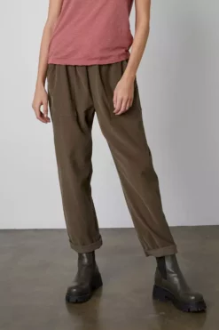 Velvet By Graham & Spencer Womens ASPEN CORDUROY PANT
