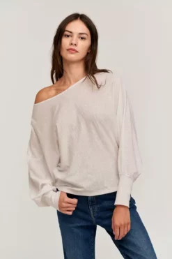 Velvet By Graham & Spencer TRISTEN DOLMAN SLEEVE TEE 44 Velvet By Graham & Spencer TRISTEN DOLMAN SLEEVE TEE
