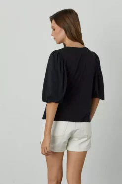 Velvet By Graham & Spencer Womens UMA PUFF SLEEVE TEE
