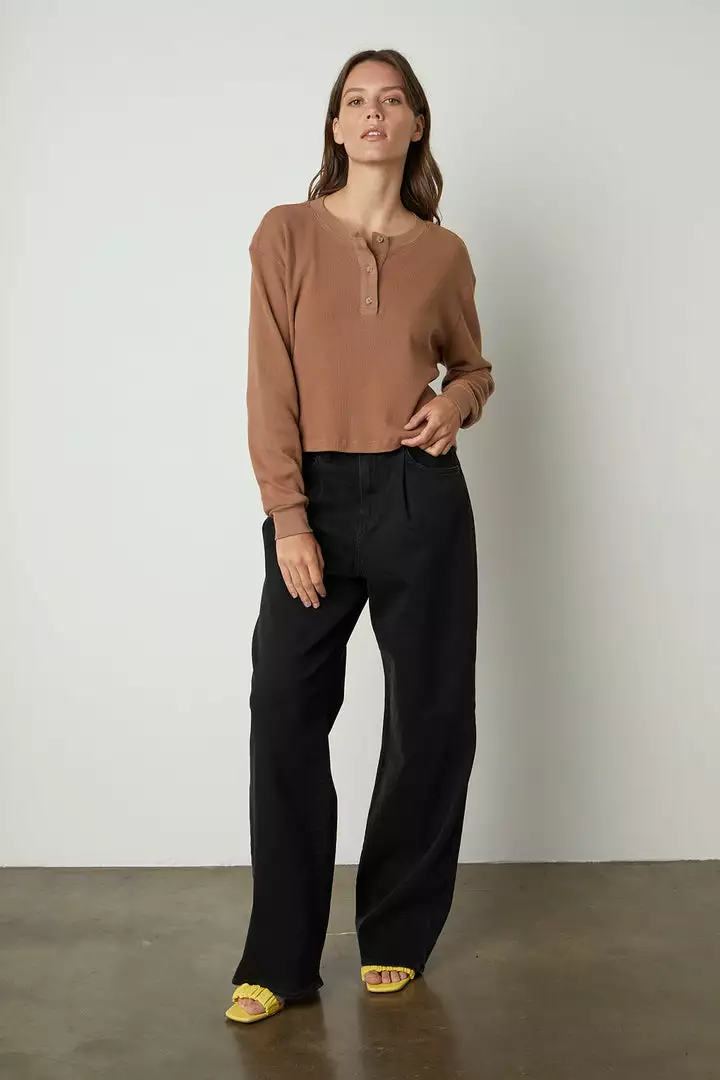 Velvet By Graham & Spencer BONNIE CROPPED HENLEY Womens 1 Velvet By Graham & Spencer BONNIE CROPPED HENLEY Womens
