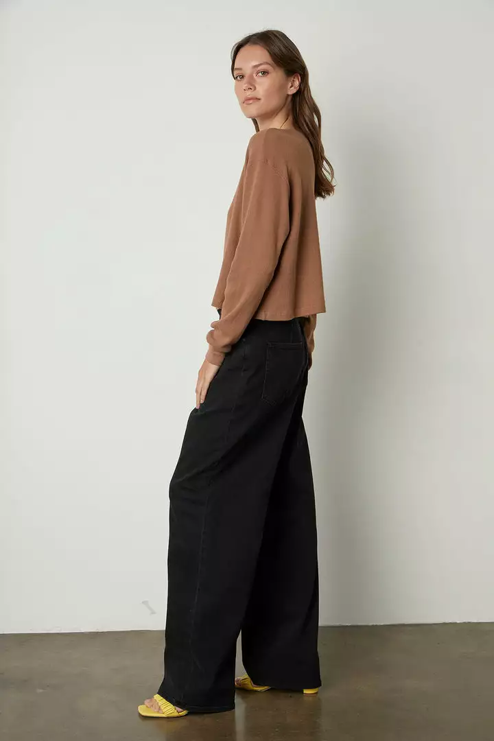 Velvet By Graham & Spencer BONNIE CROPPED HENLEY Womens 2 Velvet By Graham & Spencer BONNIE CROPPED HENLEY Womens