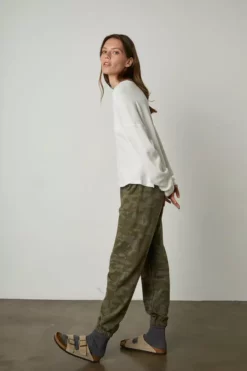 Velvet By Graham & Spencer PAIGE OVERSIZED COTTON THERMAL TEE Womens