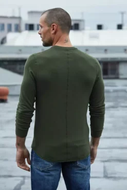 Velvet By Graham & Spencer BRONSON COZY JERSEY KNIT TOP Mens