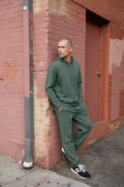 Velvet By Graham & Spencer CAR DRAWSTRING JOGGER Mens