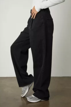 Velvet By Graham & Spencer Womens HARLOW HIGH RISE WIDE LEG DENIM