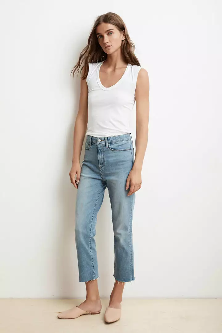 Velvet By Graham & Spencer KAROLINA HI RISE STRAIGHT LEG CUT OFF JEANS Womens 7 Velvet By Graham & Spencer KAROLINA HI RISE STRAIGHT LEG CUT OFF JEANS Womens