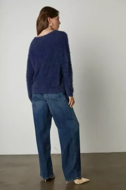 Velvet By Graham & Spencer Womens RAY CREW NECK SWEATER 20 Velvet By Graham & Spencer Womens RAY CREW NECK SWEATER