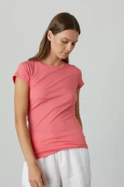 Velvet By Graham & Spencer Womens JEMMA GAUZY WHISPER FITTED CREW NECK TEE 42 Velvet By Graham & Spencer Womens JEMMA GAUZY WHISPER FITTED CREW NECK TEE